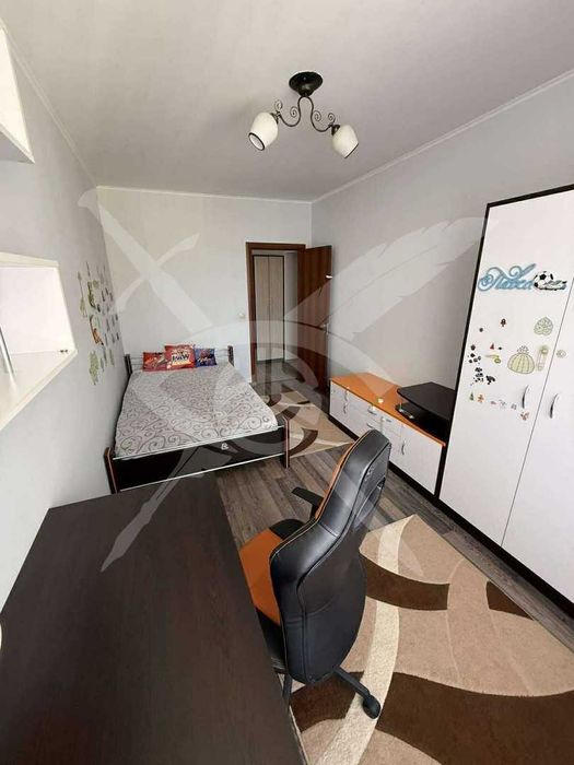 Дава се под наем Тристаен апартамент в София, Витоша - 100 кв.м за 1100 € - Снимка #3