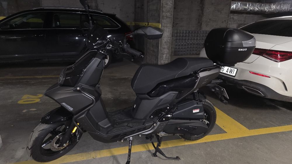 Scuter 125cm Keeway 10/2025 /  300km rulați bord digital