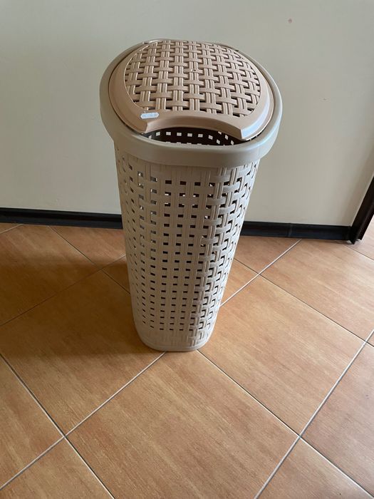 Пластмасов кош за пране