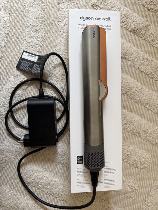 Уред за коса Dyson Airstrait HT01 Silver/Copper В гаранция!