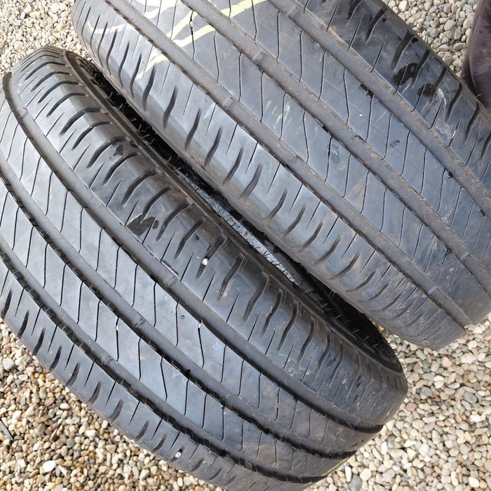 215/65 r16c de vara 2 buc f bune MICHELIN