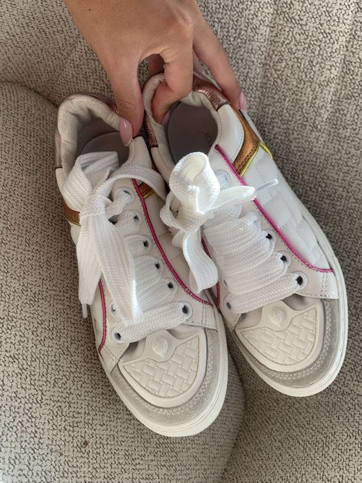 Kurt Geiger номер 38