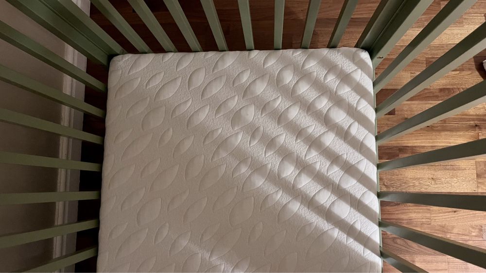 Patut lemn masiv cu saltea, nou nascut - 3 ani+, Romina Furniture