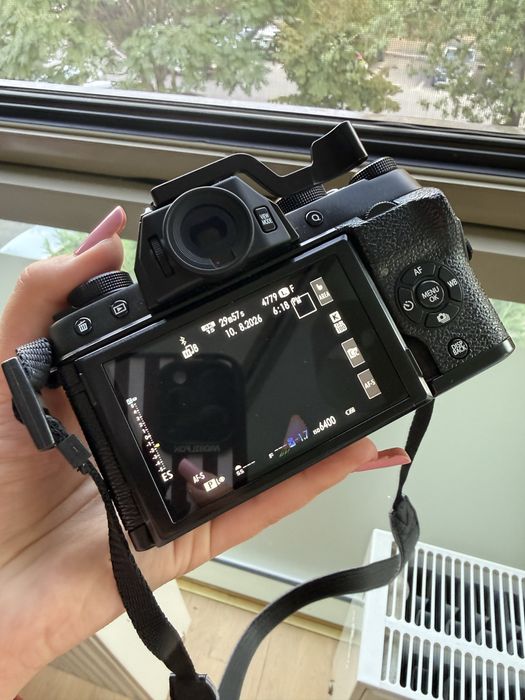 fujifilm  X-T100 obiectiv 15-45mm