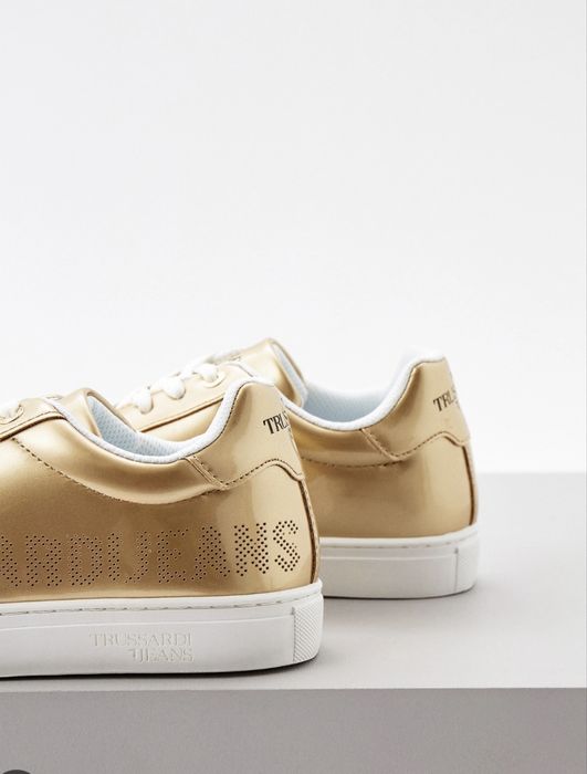 Продам кеды Трусарди