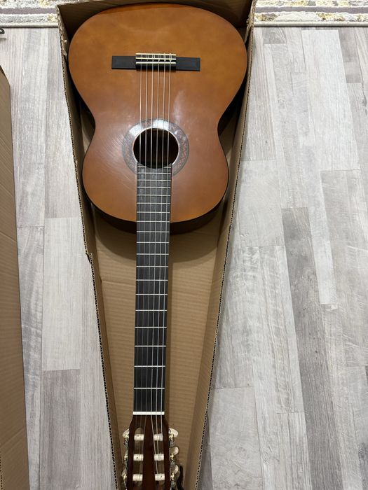 Гитара YAMAHA C40