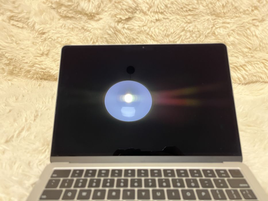 Macbook air m3 8/256