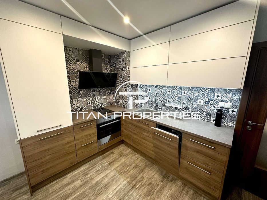 Дава се под наем Двустаен апартамент в Варна, Конфуто - 56 кв.м за 425 € - Снимка #2