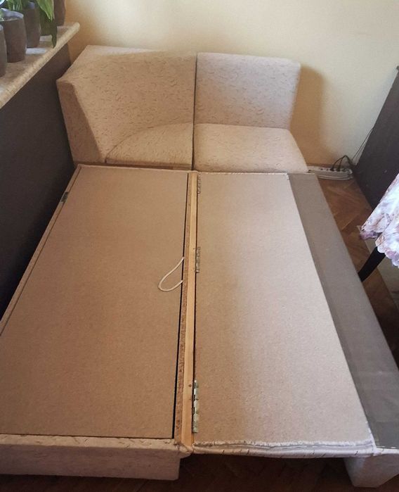 Трапезен ъгъл с функция сън