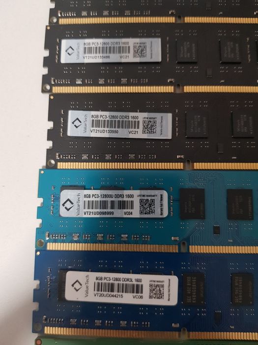 Pachet 8 Memorii 8GB DDR3 PC 8GB DDR3 Calculator