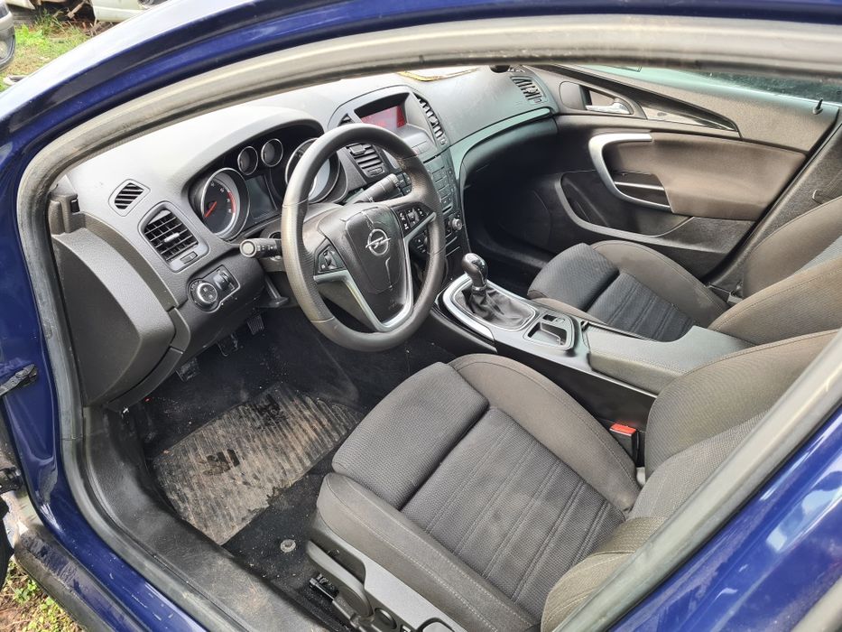 Опел Инсигниа 2.0.турбо, бензин, 220,к.с на части.