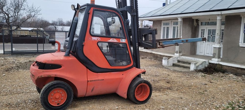 Vand motostivuitor Linde motor Perkins in 4pistoane .Ridica 4.5t