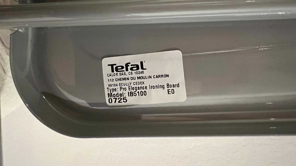 Masa de călcat Tefal IB5100E0 - aproape nouă