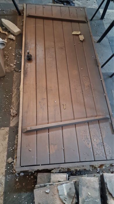 Продам двери для сауны