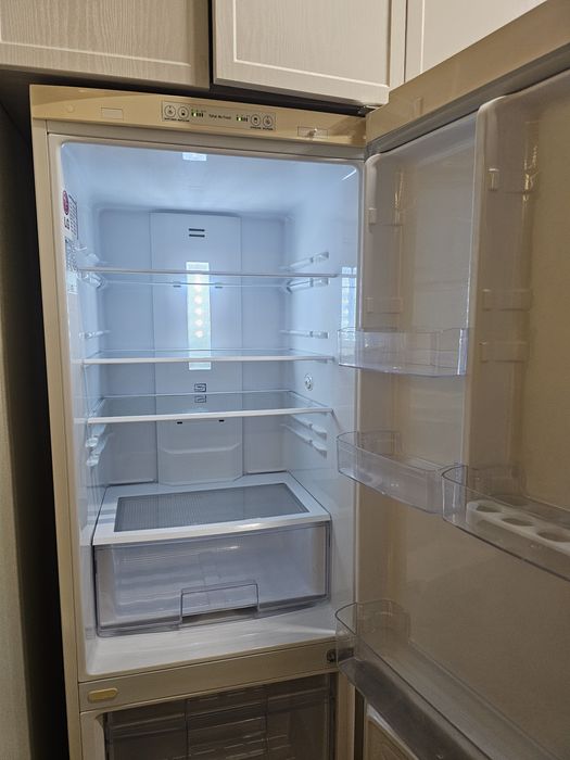 Холодильник LG 190см б/у