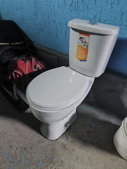 Унитаз в хорошем состоянии