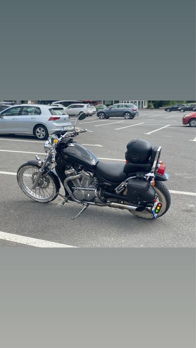 Suzuki intruder VS600  / accept unele schimburi