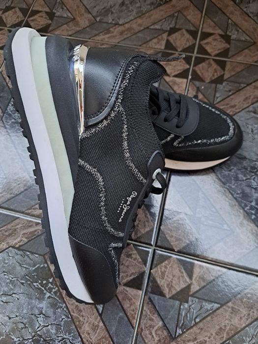 Нови обувки Pepe Jeans