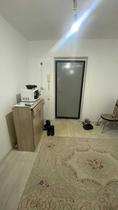 Продам 2х комн 12мкр в новом доме