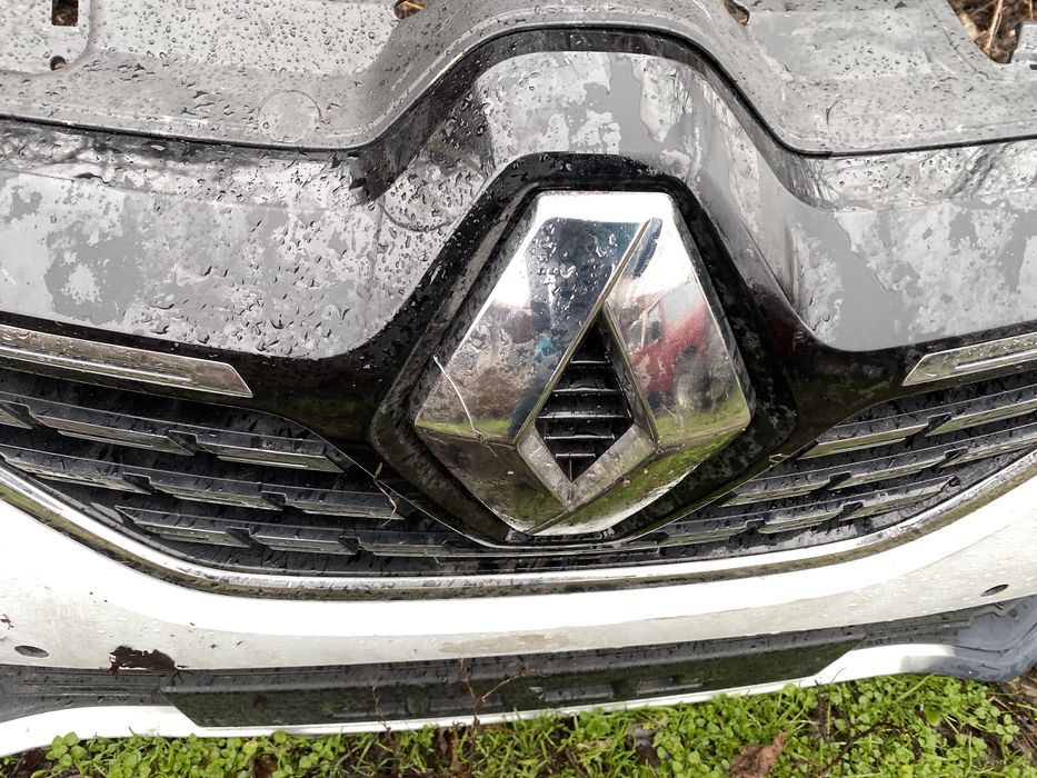 Far bara Renault Megane 4 facelift 2020 - 2024 grile bara fata