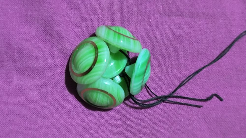 Пуговицы.  Разные.  Красивые.  Креативные.