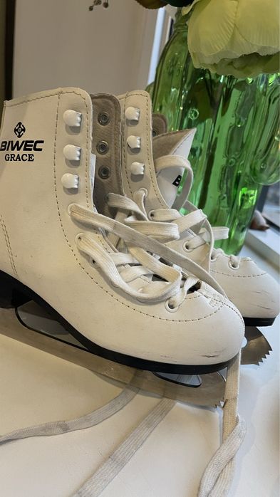 Коньки фигурные