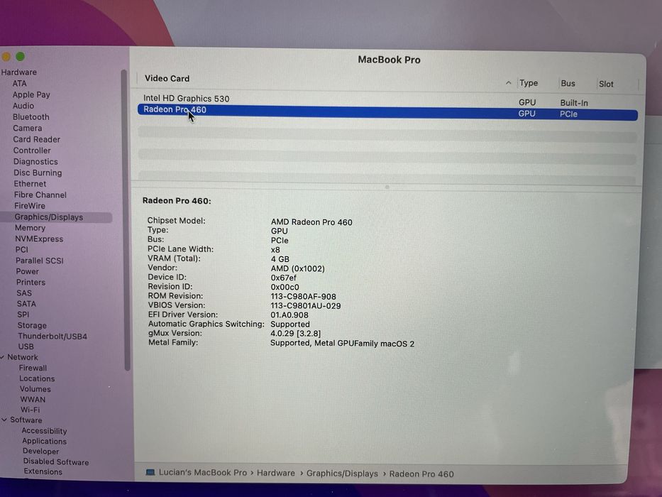 MacBook Pro 2017 - cu media Bar