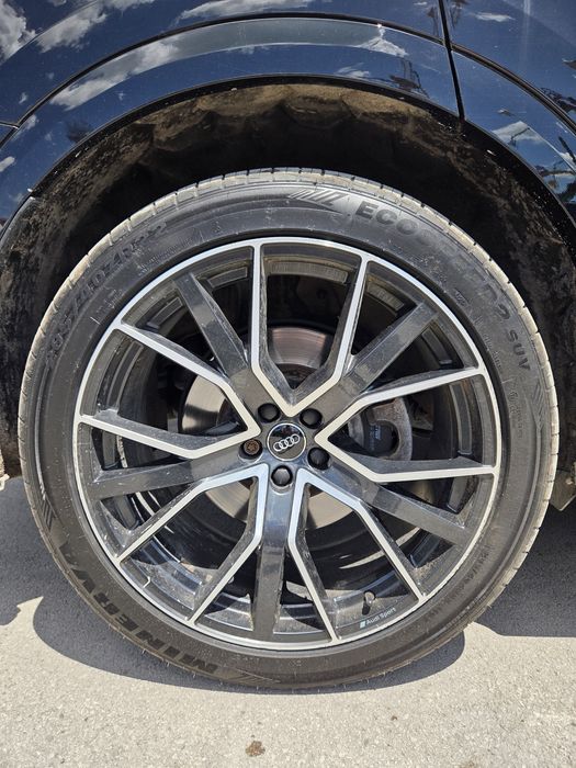 Audi Sport 22" Q7 Q8 SQ8 Джанти с гуми