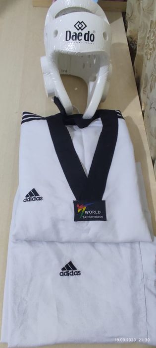 Продам кимано для таеквондо