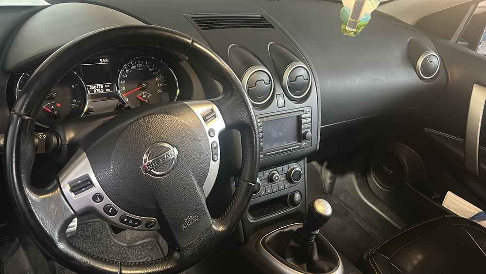 Nissan Qushqai +2 Tenka 2,0 dCi 150 An 2011  7 Locuri Euro5