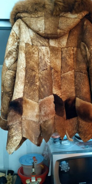 Детская дублёнка натуральная с капюшоном