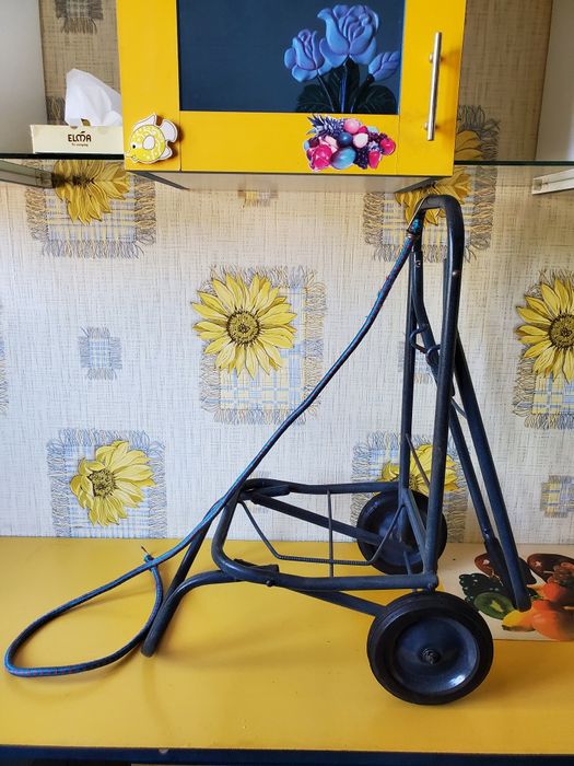 Продаю тележку хозяйственную в хорошем состоянии,металл  качественный.