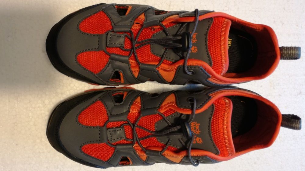 adidasi pantofi sport munte drumetie Jack Wolfskin nr.36,5 sandale