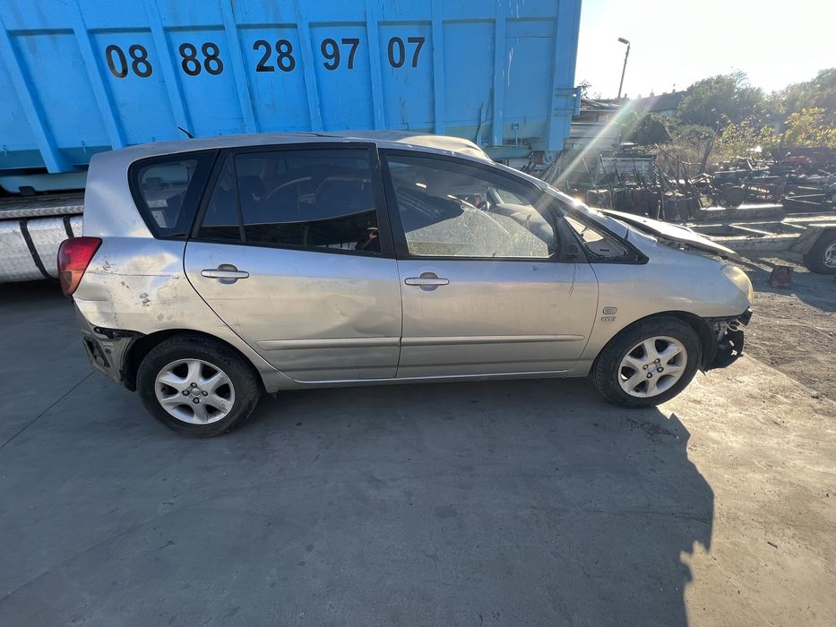 Toyota Corolla Verso бензин НА ЧАСТИ