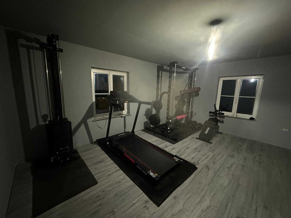 De vanzare Casa la munte si padure