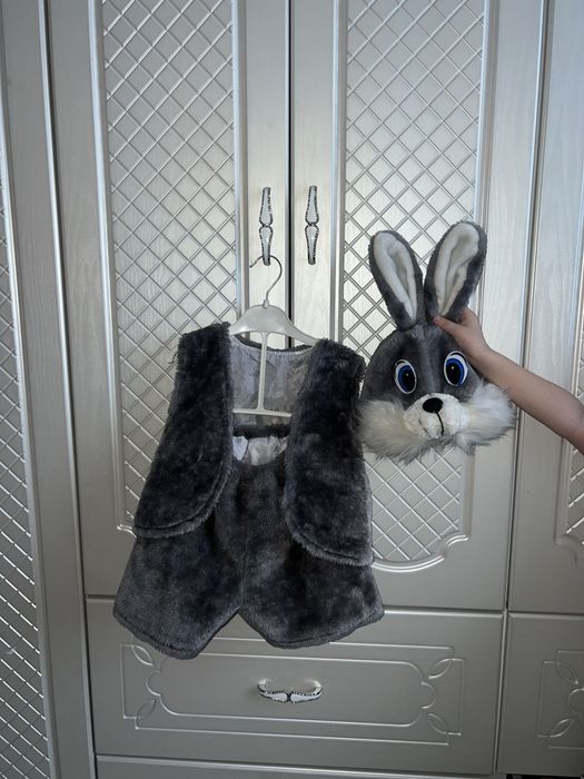 Новогодний костюм зайчика