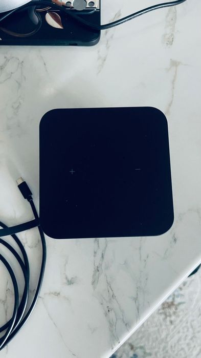 Продам Алиса яндекс