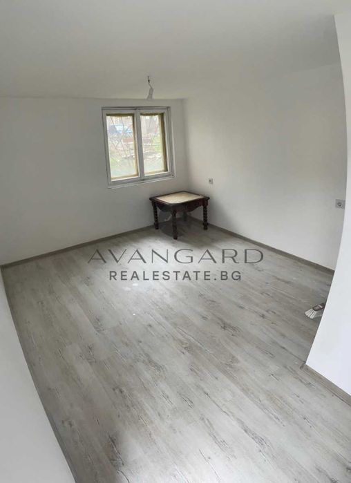 оф.22522 Офис до Тримонциум