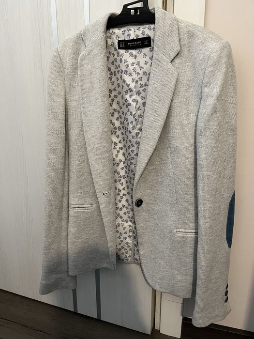 Дамско вталено сако