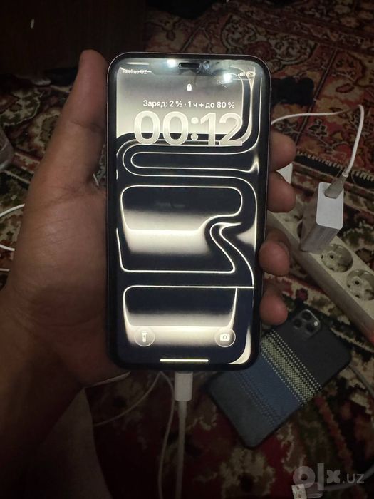 iPhone 11 xotira 64 71 batare idyal karobka dak