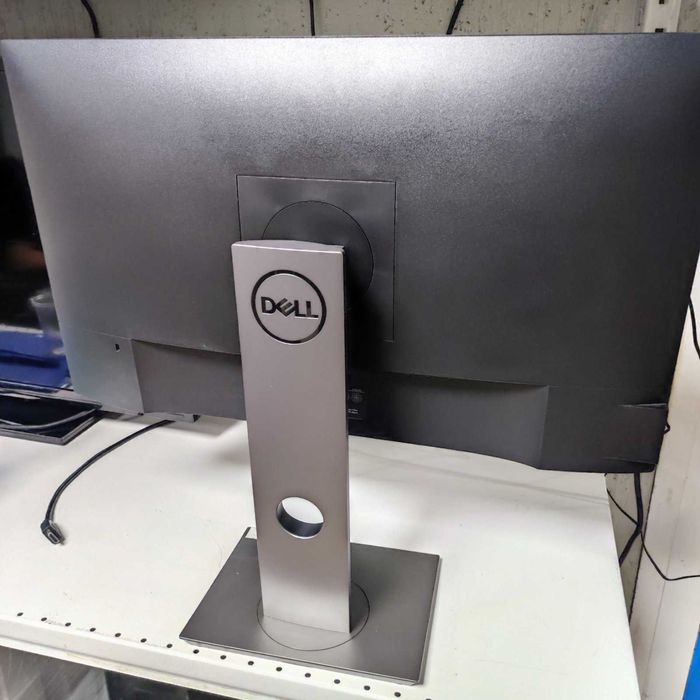 Монитор 24'DELL P2419H