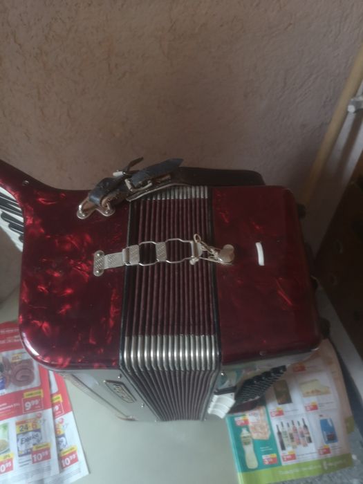 Акордеон Weltmeister