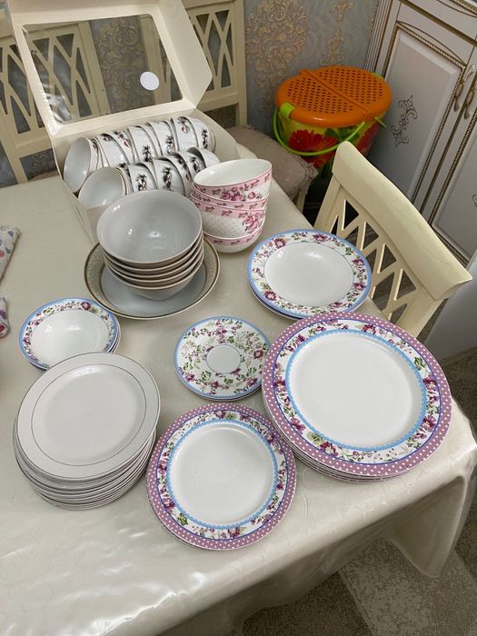 Посуда тарелки пиала