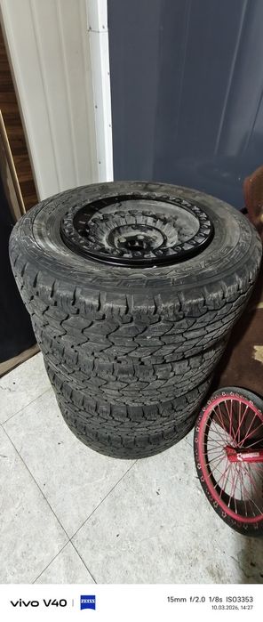 265/70R17 offroad diska va AT balon sotiladi komplekt