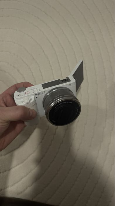 Фотокамера SONY ZV-E10