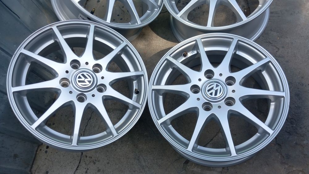 Set 4 jante aliaj r15 Volkswagen 5x112,Passat B5 Golf,  Audi, Golf 5,6, Skoda preț 1100 lei