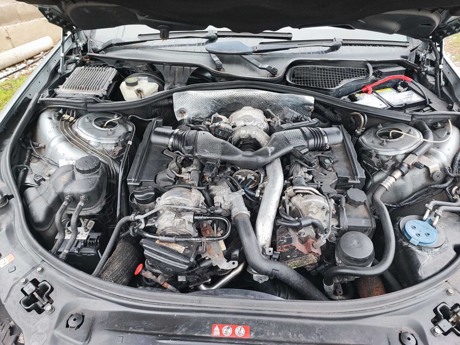 Мерцедес W221 320 CDI 224 коня S класа На Части