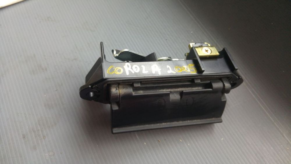 maner deschidere haion portbagaj toyota corolla e12 hatchback 2001-2007