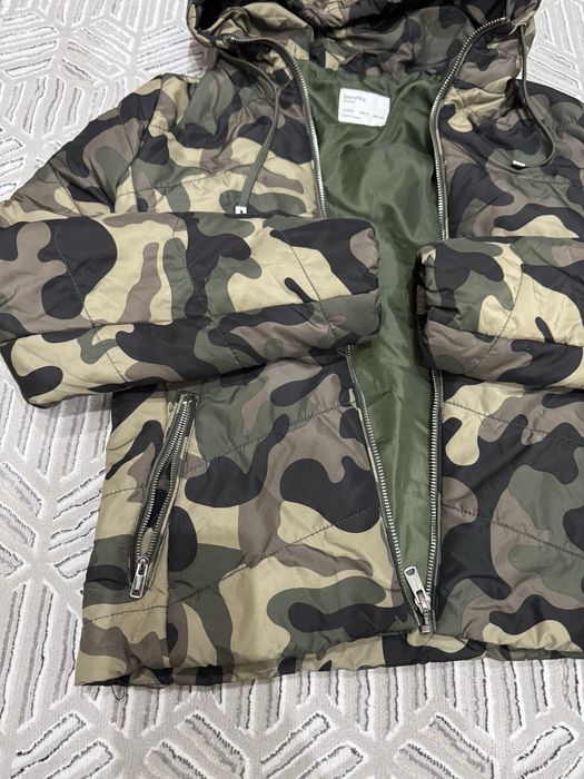Adidas  почти новый