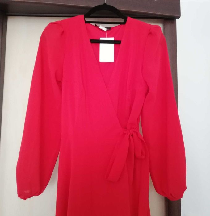 Rochie elegantă, nouă